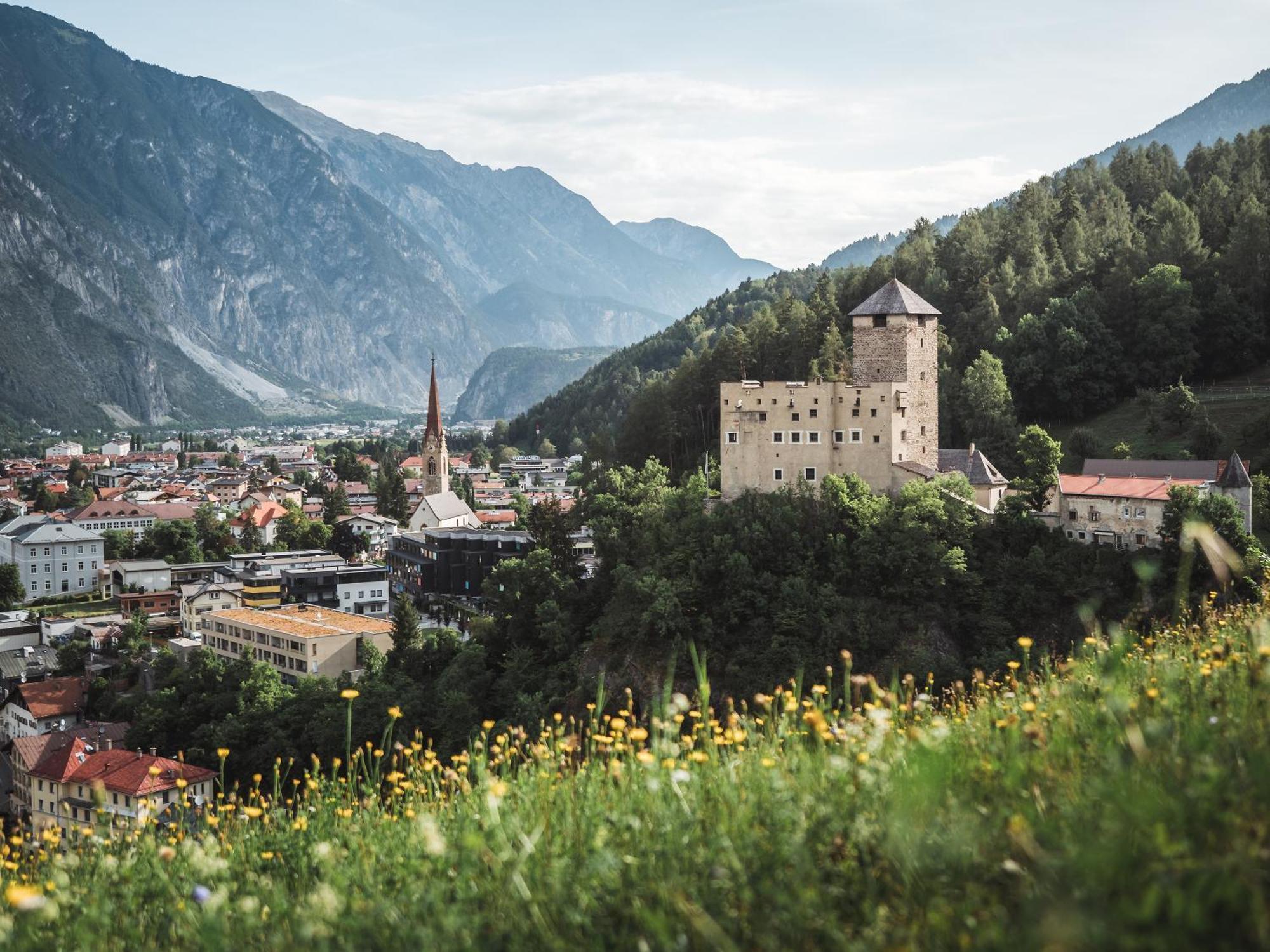 Deluxe Apartement Tirol Landeck Exteriör bild